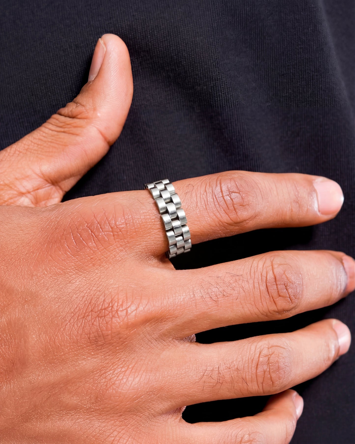 Silver link ring on model close up image