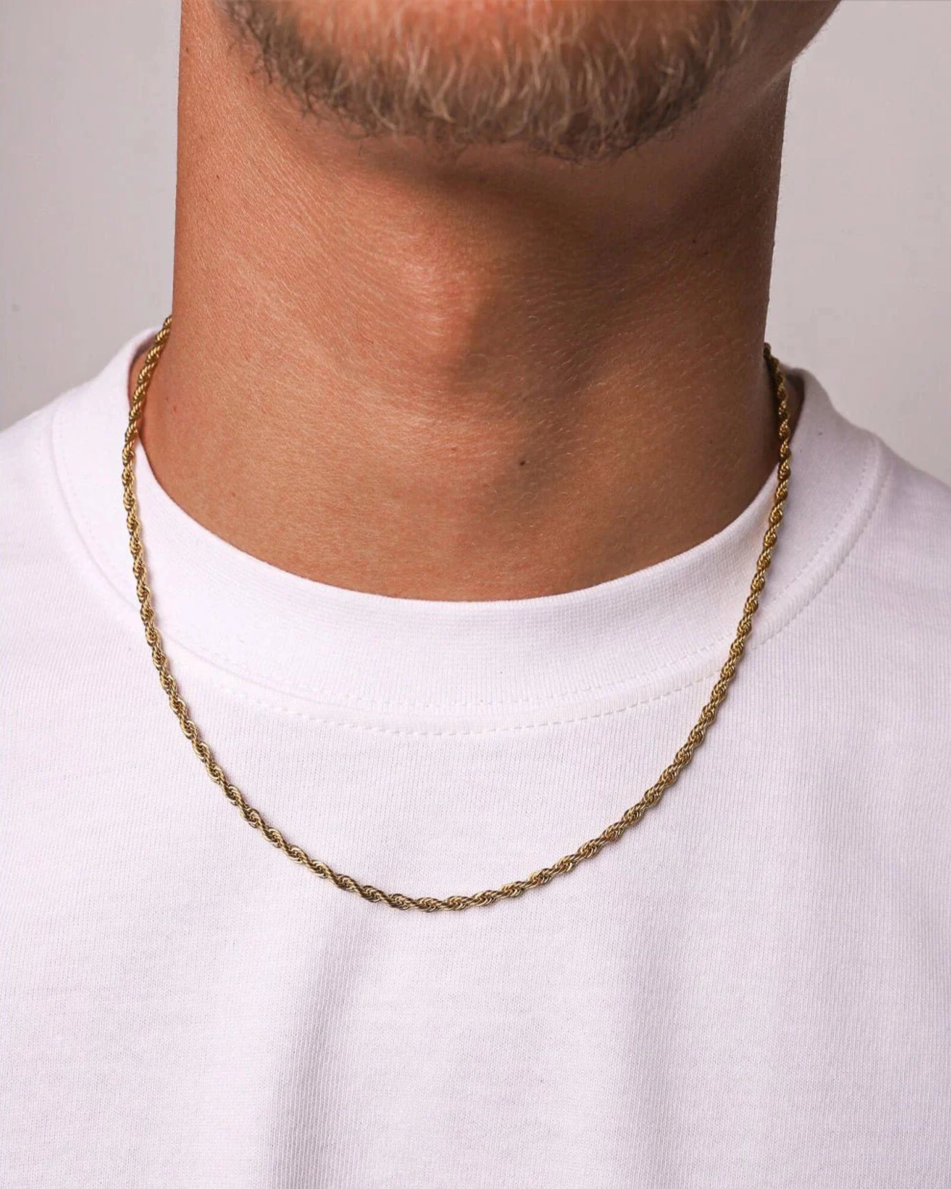 Rope chain gold 3mm on model image