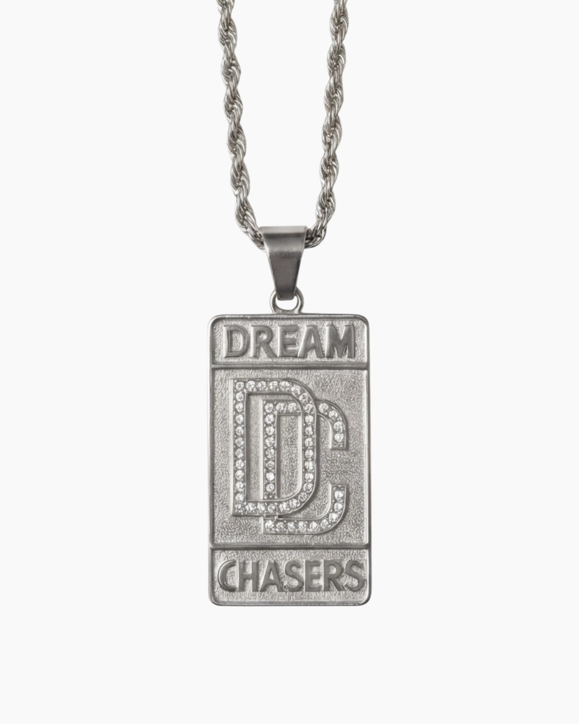 Silver Dream Chaser Impact chain studio product photo